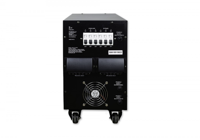 Стабилизатор напряжения трехфазный AVR Volt Polska 15000VA 3% 3F 37373770 фото