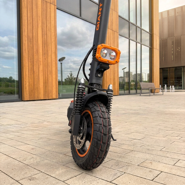 Электросамокат GIANT M10 PRO 2026 1000W 48V 15Ah &mdash; 10,5" OFF-ROAD, двойная амортизация M101 фото