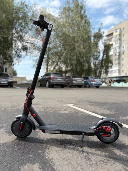 Електросамокат Xiaomi Mi Scooter M365 PRO Чорний 11Ah 500Вт М'які пінні колеса(непробивайки) 6789876667-498998839 фото