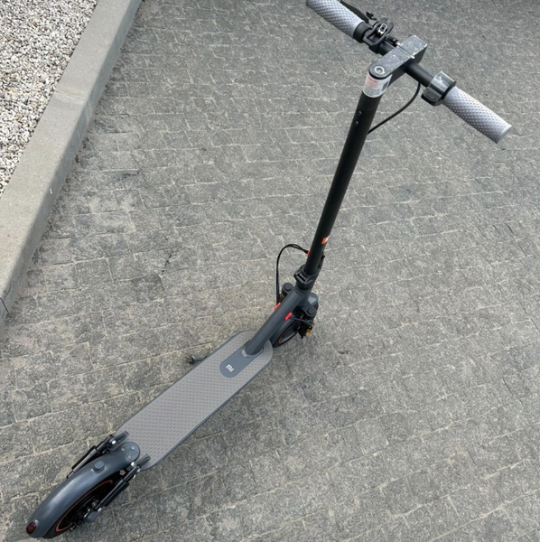 Електросамокат Mi Electric Scooter 4 Ultra 500W з переднім і заднім амортизатором 1AM987678-987656789 фото