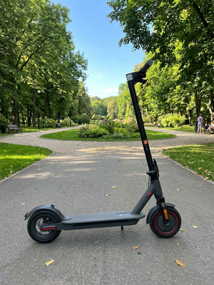 Электросамокат Mi Scooter M365 Pro 4 с передним амортизатором 6789876-87656789 фото