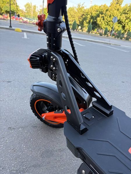 Електросамокат GIANT Blade GT Pro Sport 1600W (спорт серія) 18Ah без сидіння 2026 рік GTPro1 фото