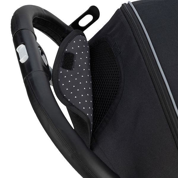 Прогулочная коляска MoMi ESTELLE Black 15289 фото